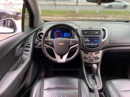 CHEVROLET - TRACKER - 2013/2014 - Branca - R$ 69.900,00