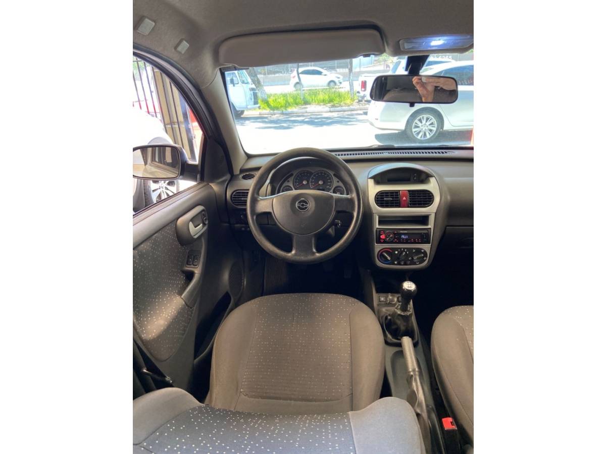 CHEVROLET - CORSA - 2008/2008 - Prata - R$ 31.900,00