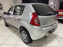RENAULT - SANDERO - 2011/2011 - Prata - R$ 32.900,00