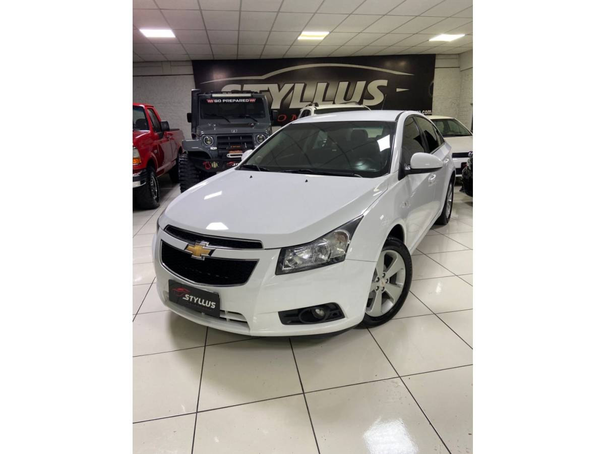 CHEVROLET - CRUZE - 2012/2012 - Branca - R$ 55.900,00