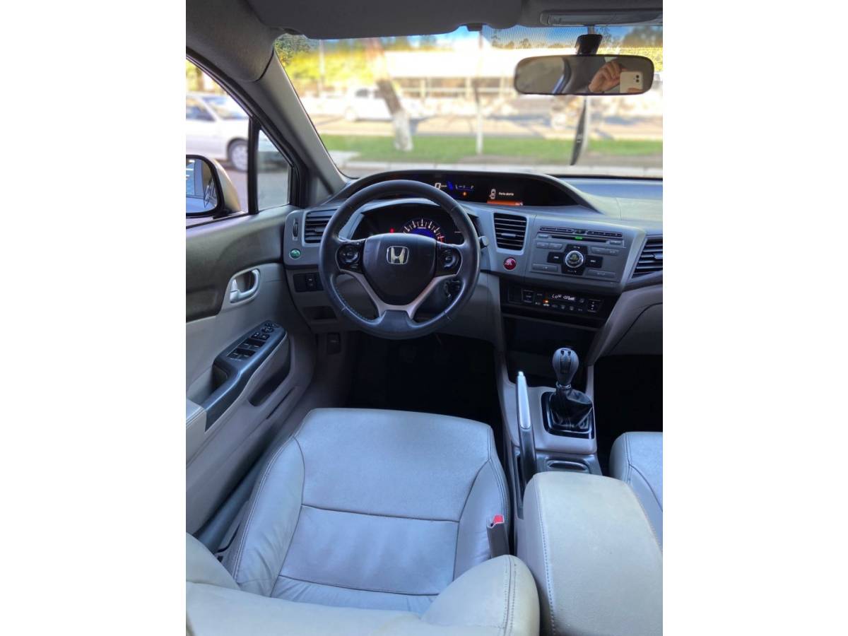 HONDA - CIVIC - 2013/2013 - Cinza - R$ 64.900,00