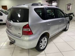 NISSAN - LIVINA - 2012/2013 - Prata - R$ 38.900,00