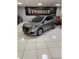 HYUNDAI - HB20S - 2015/2016 - Cinza - R$ 63.900,00