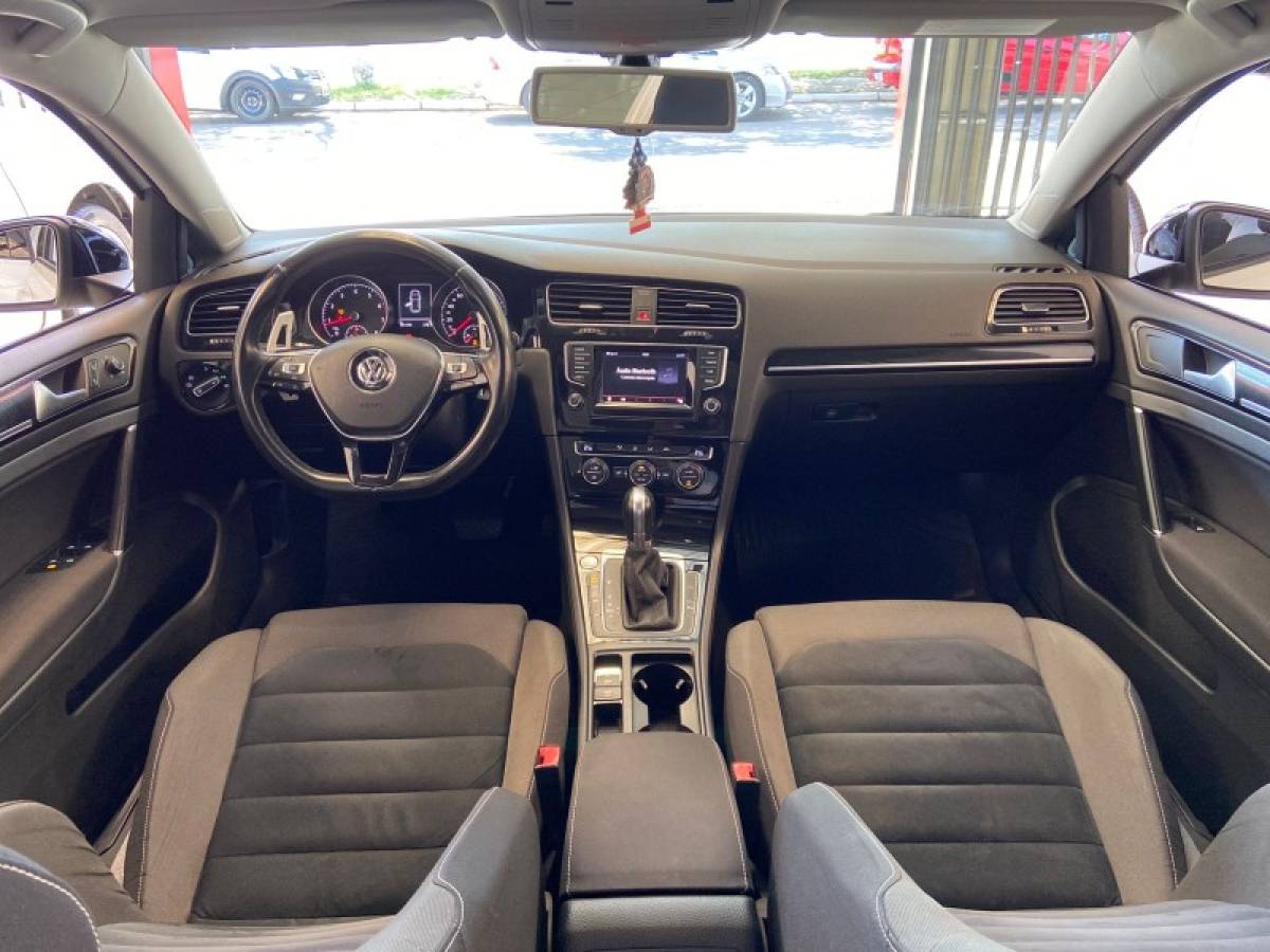 VOLKSWAGEN - GOLF - 2014/2014 - Branca - R$ 87.900,00