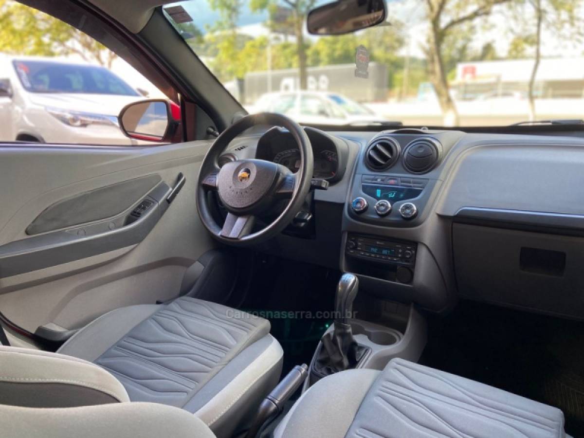 CHEVROLET - AGILE - 2013/2013 - Vermelha - R$ 34.900,00