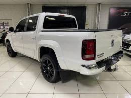 VOLKSWAGEN - AMAROK - 2016/2017 - Branca - R$ 149.900,00