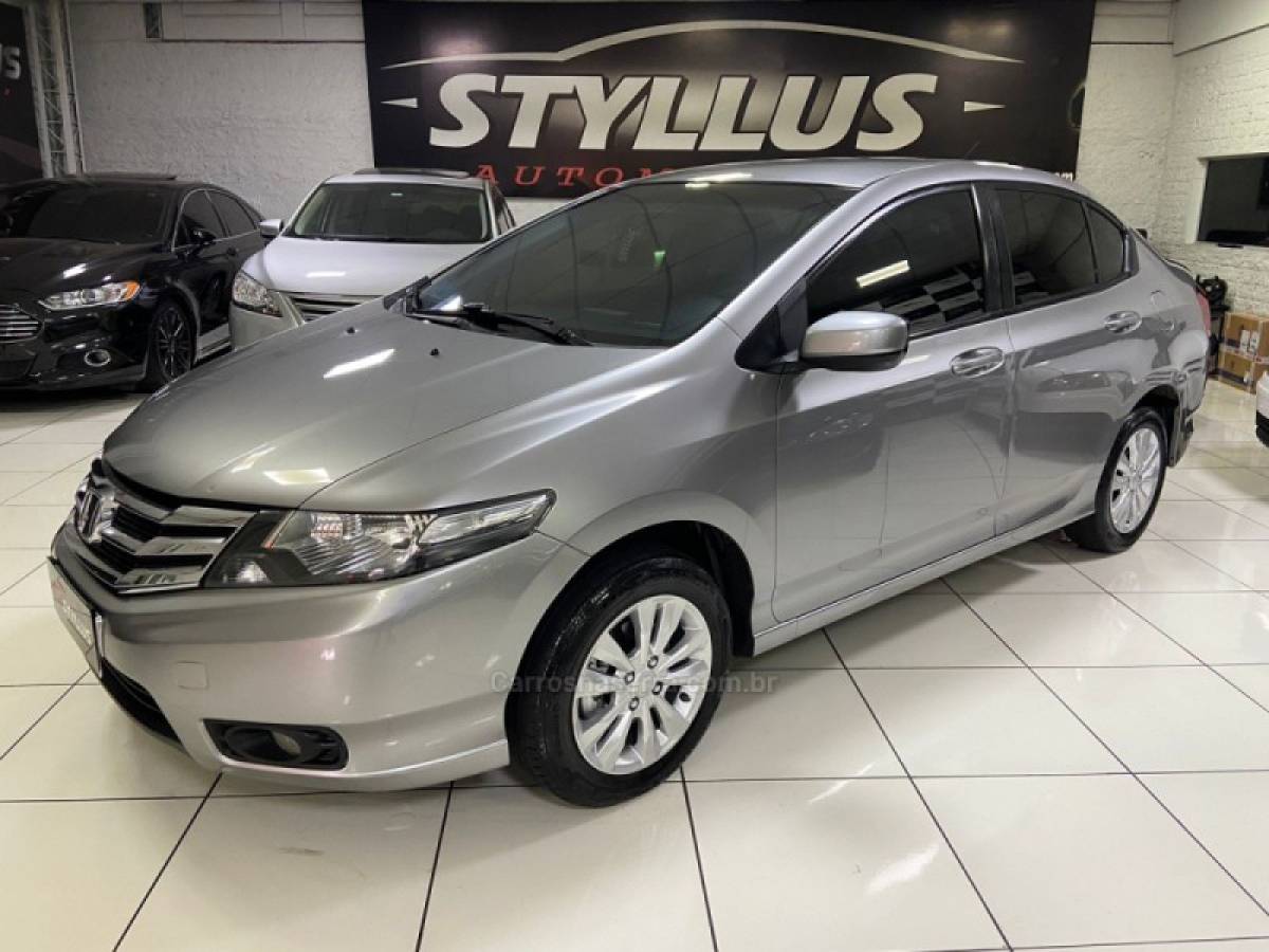 HONDA - CITY - 2012/2013 - Cinza - R$ 52.900,00