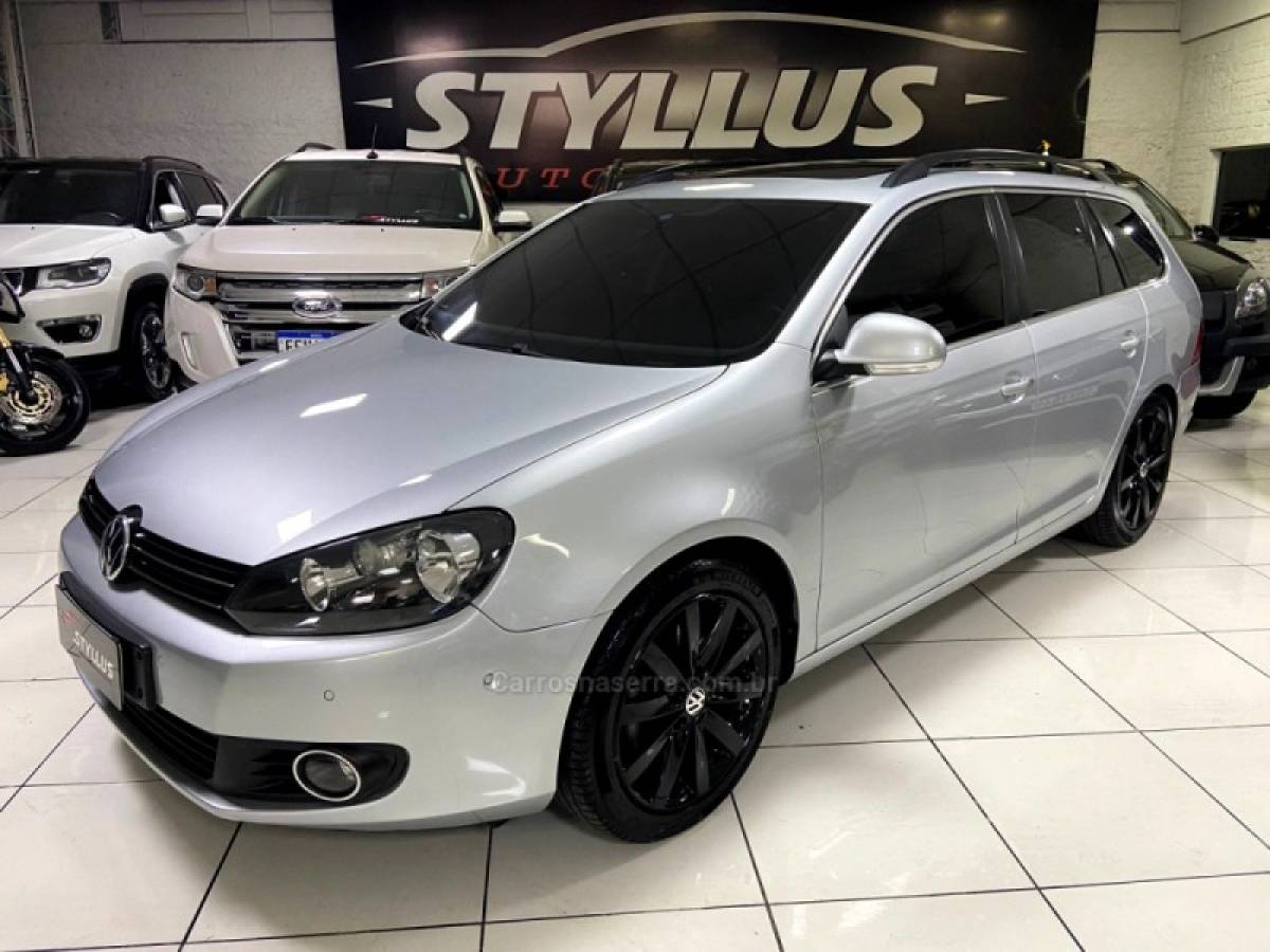VOLKSWAGEN - JETTA - 2011/2012 - Prata - R$ 59.900,00