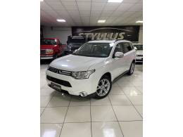 MITSUBISHI - OUTLANDER - 2013/2014 - Branca - R$ 74.900,00