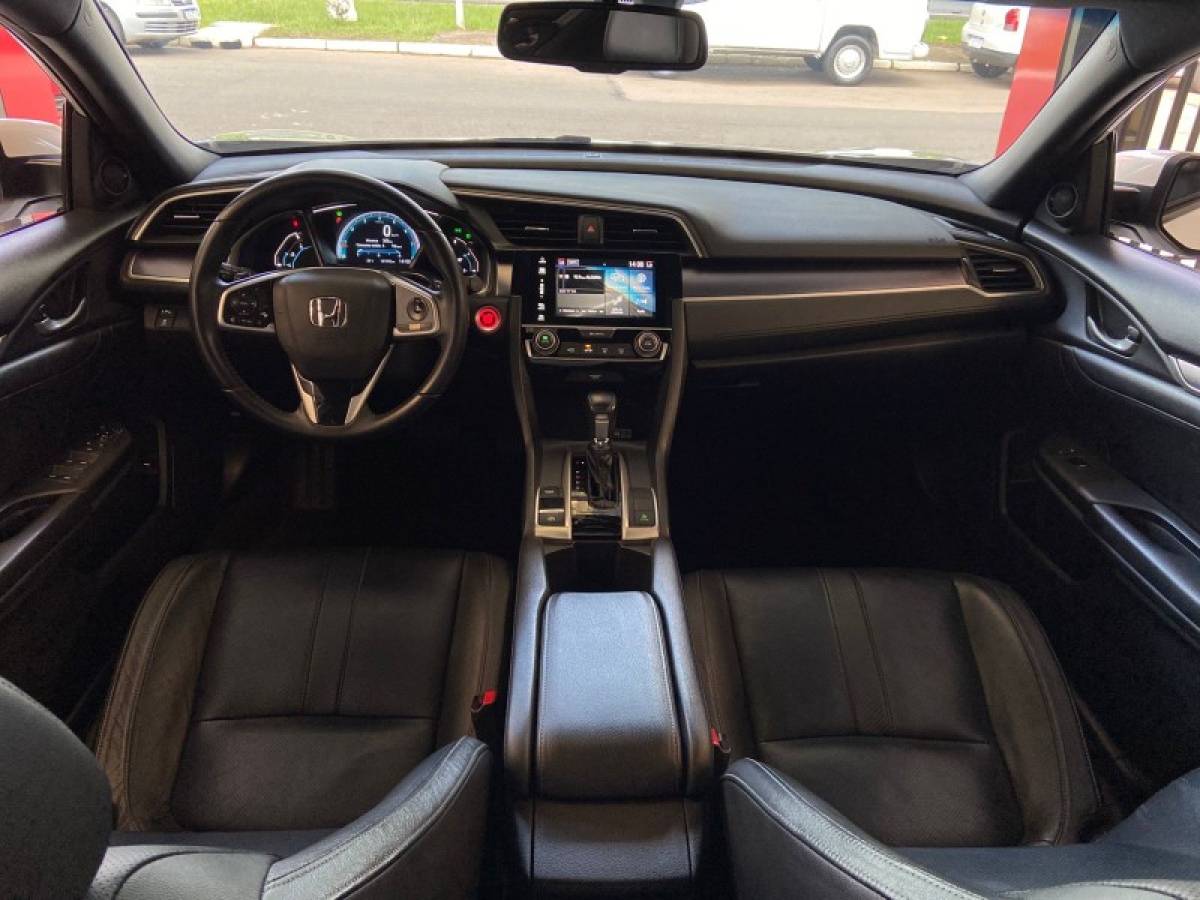 HONDA - CIVIC - 2017/2017 - Branca - R$ 127.900,00