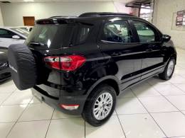 FORD - ECOSPORT - 2016/2017 - Preta - R$ 59.900,00