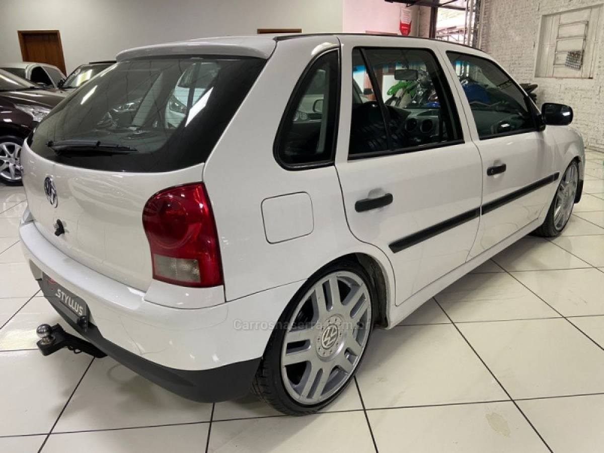 VOLKSWAGEN - GOL - 2010/2011 - Branca - R$ 29.900,00