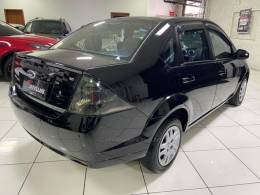 FORD - FIESTA - 2012/2013 - Preta - R$ 38.900,00