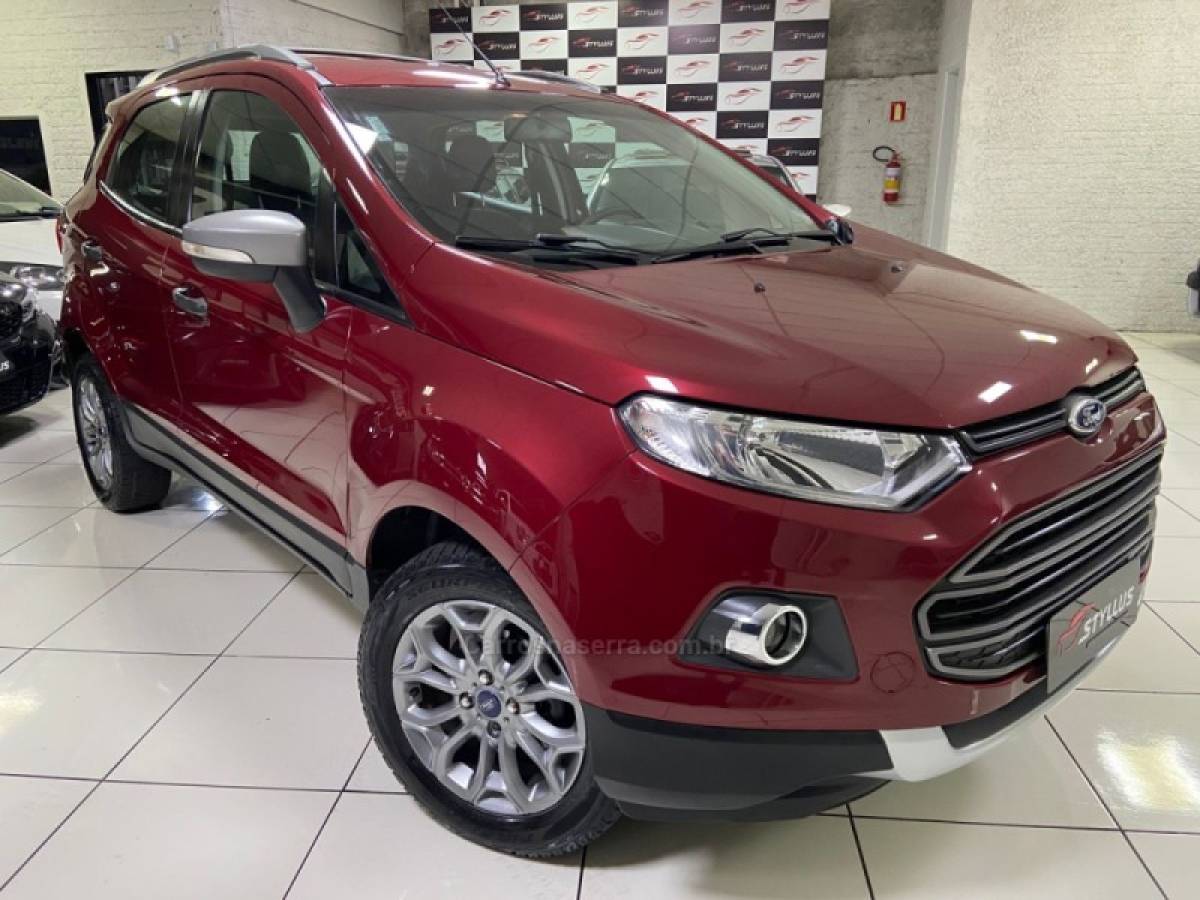 FORD - ECOSPORT - 2014/2015 - Vermelha - R$ 57.900,00