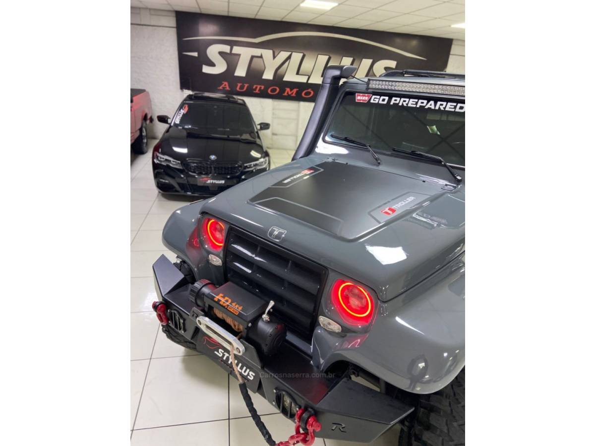 TROLLER - T4 - 2006/2006 - Cinza - R$ 114.900,00