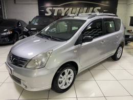 NISSAN - LIVINA - 2012/2013 - Prata - R$ 38.900,00