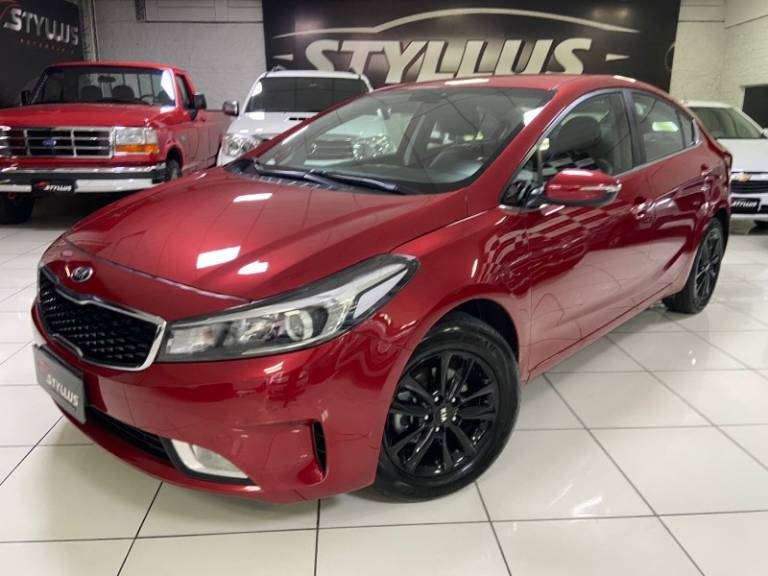 KIA MOTORS - CERATO - 2018/2019 - Vermelha - R$ 82.900,00