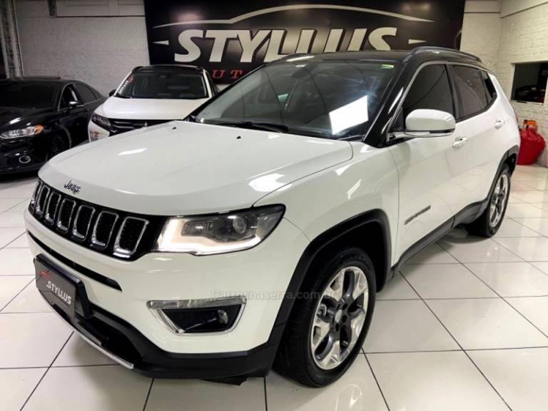 JEEP - COMPASS - 2016/2017 - Branca - R$ 79.900,00