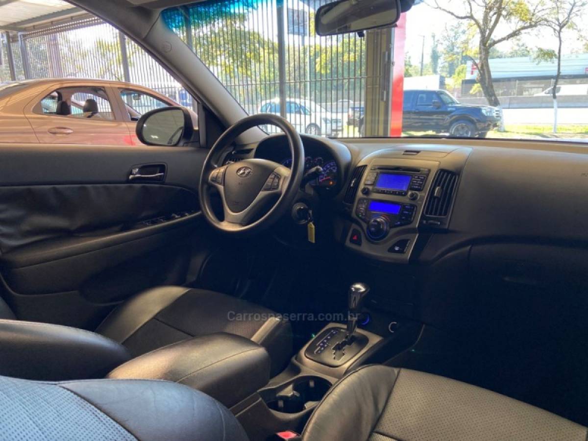 HYUNDAI - I30 - 2010/2011 - Prata - R$ 49.900,00