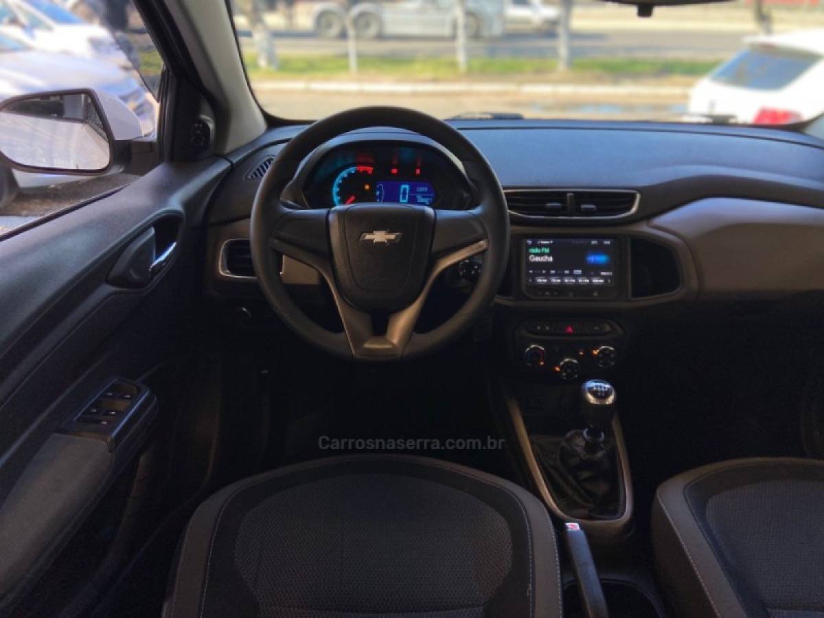 CHEVROLET - PRISMA - 2014/2015 - Branca - R$ 54.900,00