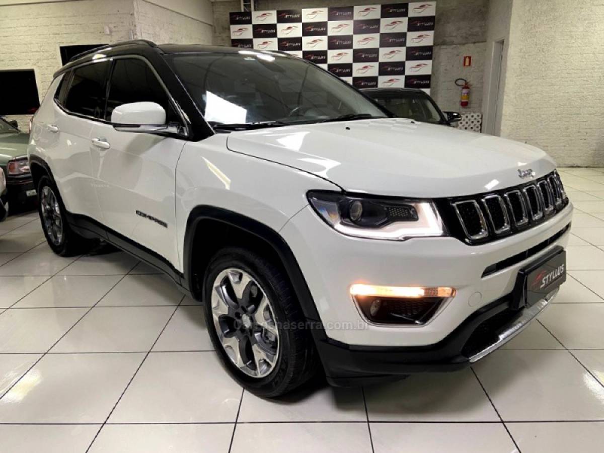 JEEP - COMPASS - 2016/2017 - Branca - R$ 79.900,00