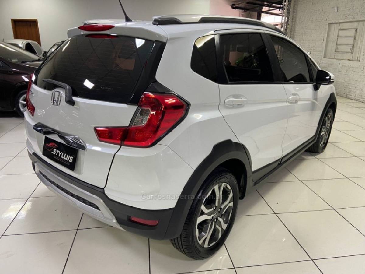 HONDA - WRV - 2017/2018 - Branca - R$ 79.900,00