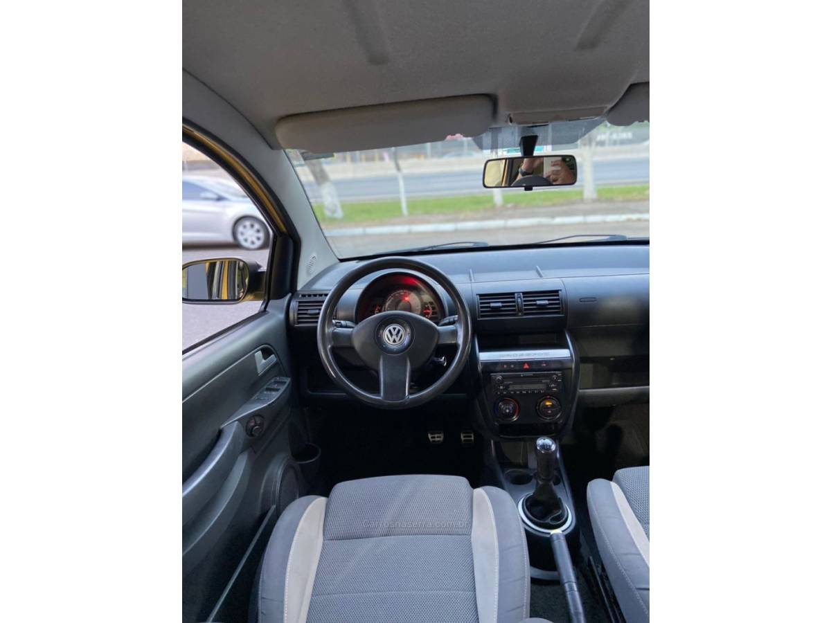VOLKSWAGEN - CROSSFOX - 2008/2008 - Amarela - R$ 31.900,00