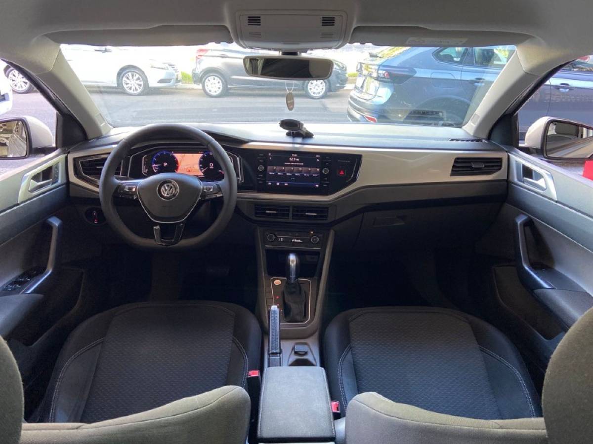 VOLKSWAGEN - POLO - 2018/2018 - Prata - R$ 79.900,00