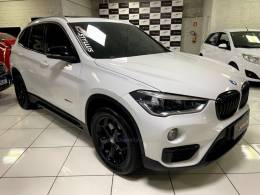 BMW - X1 - 2017/2018 - Branca - R$ 132.900,00