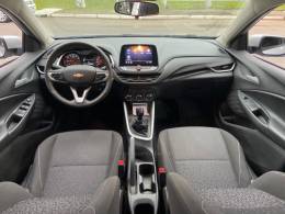 CHEVROLET - ONIX - 2021/2021 - Prata - R$ 64.900,00