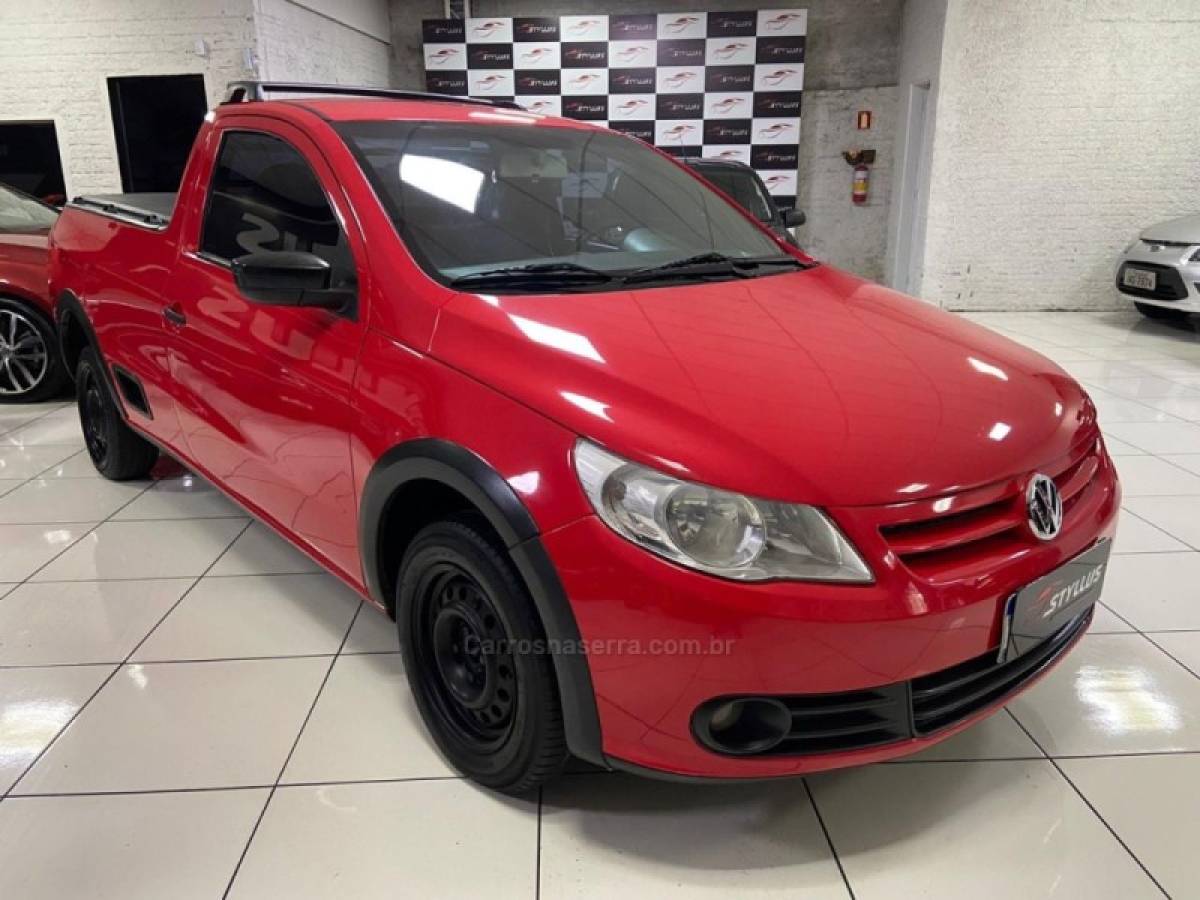 VOLKSWAGEN - SAVEIRO - 2010/2011 - Vermelha - R$ 41.900,00