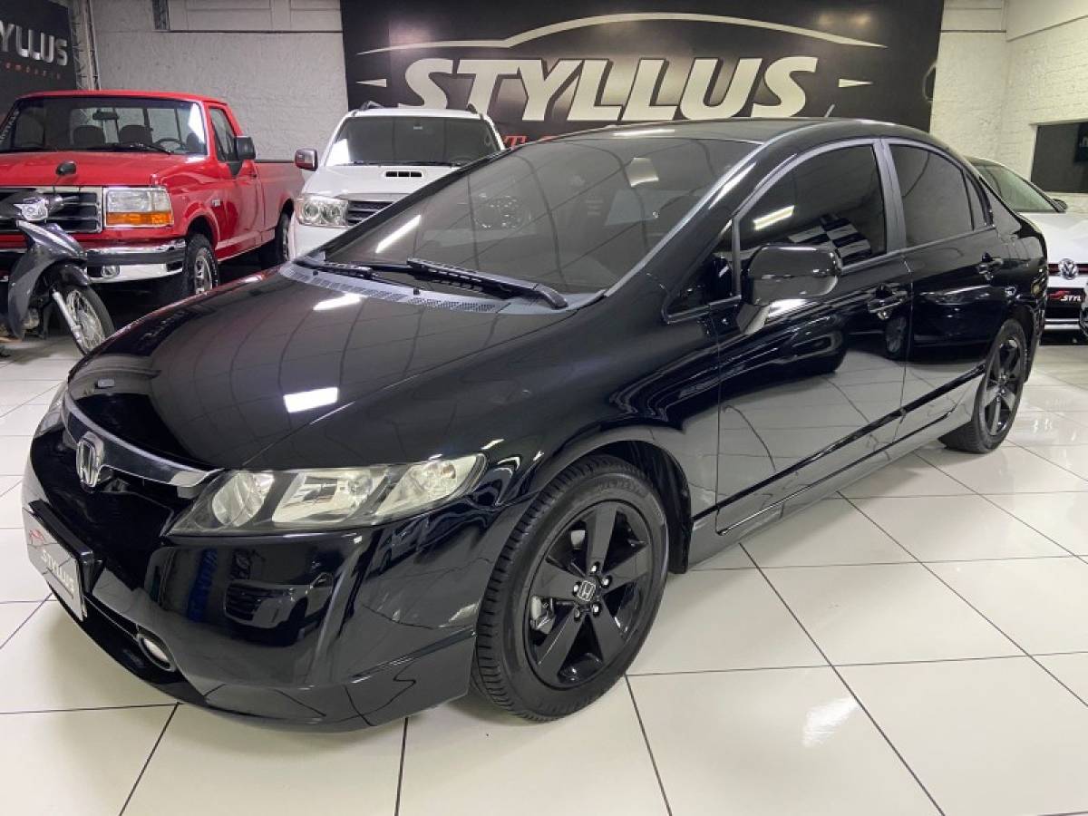 HONDA - CIVIC - 2008/2008 - Preta - R$ 45.900,00