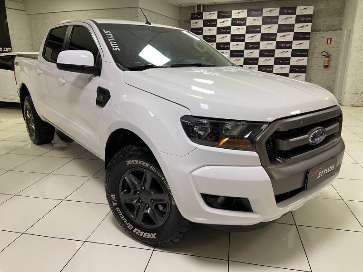 FORD - RANGER - 2018/2019 - Branca - R$ 129.900,00