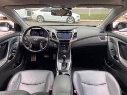 HYUNDAI - ELANTRA - 2015/2015 - Prata - R$ 74.900,00