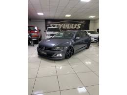VOLKSWAGEN - VIRTUS - 2018/2018 - Cinza - R$ 88.900,00
