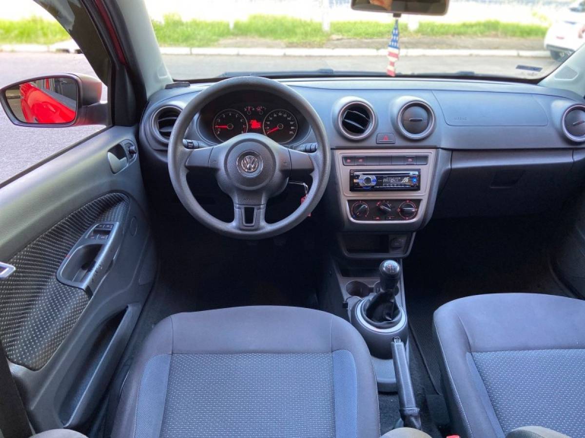 VOLKSWAGEN - GOL - 2015/2015 - Vermelha - R$ 38.900,00