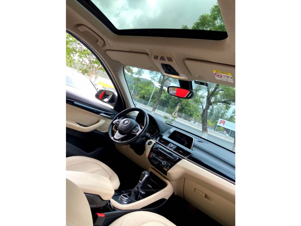 BMW - X1 - 2017/2018 - Branca - R$ 135.900,00