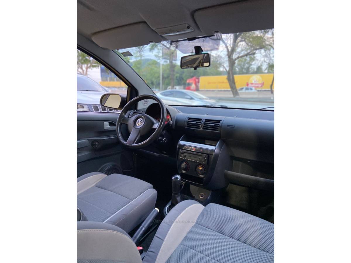 VOLKSWAGEN - CROSSFOX - 2008/2008 - Amarela - R$ 31.900,00