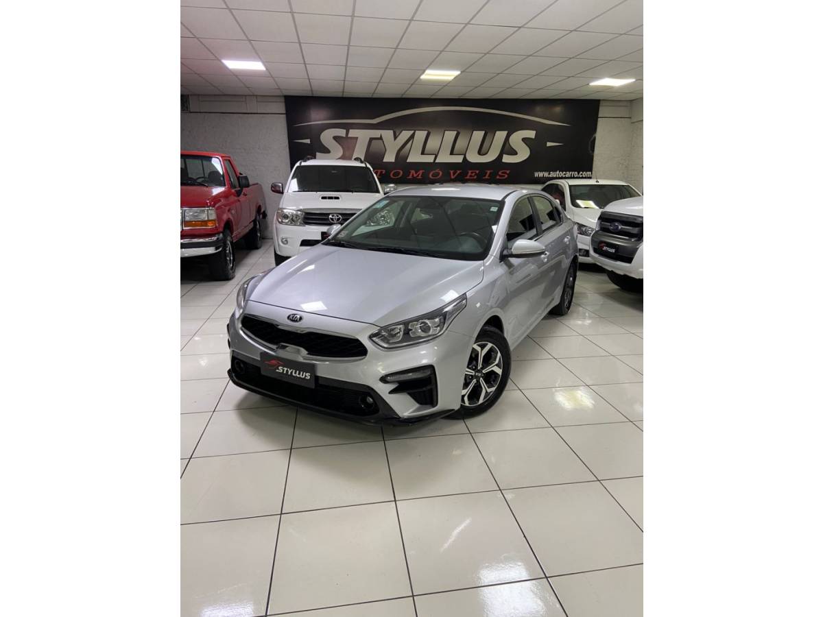 KIA MOTORS - CERATO - 2020/2020 - Prata - R$ 94.900,00