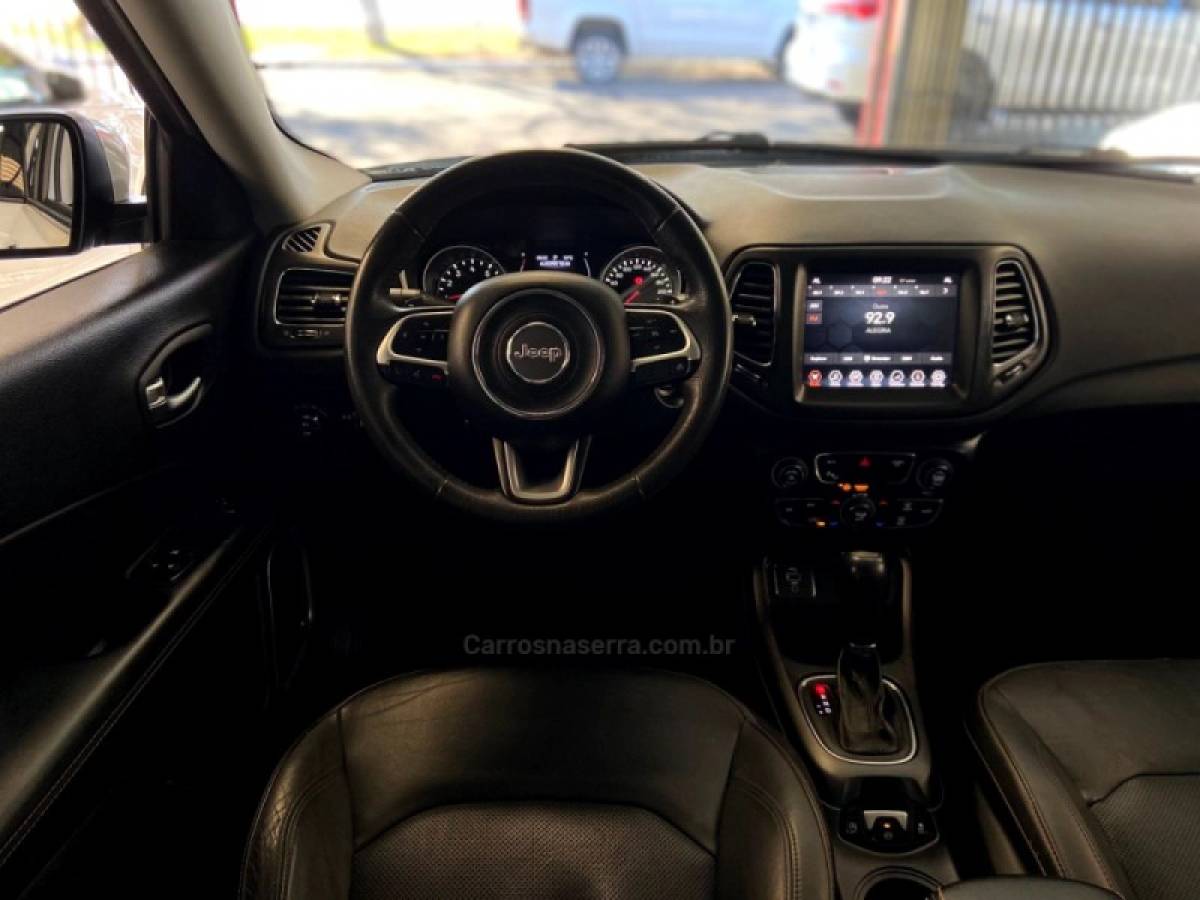 JEEP - COMPASS - 2017/2018 - Branca - R$ 98.900,00