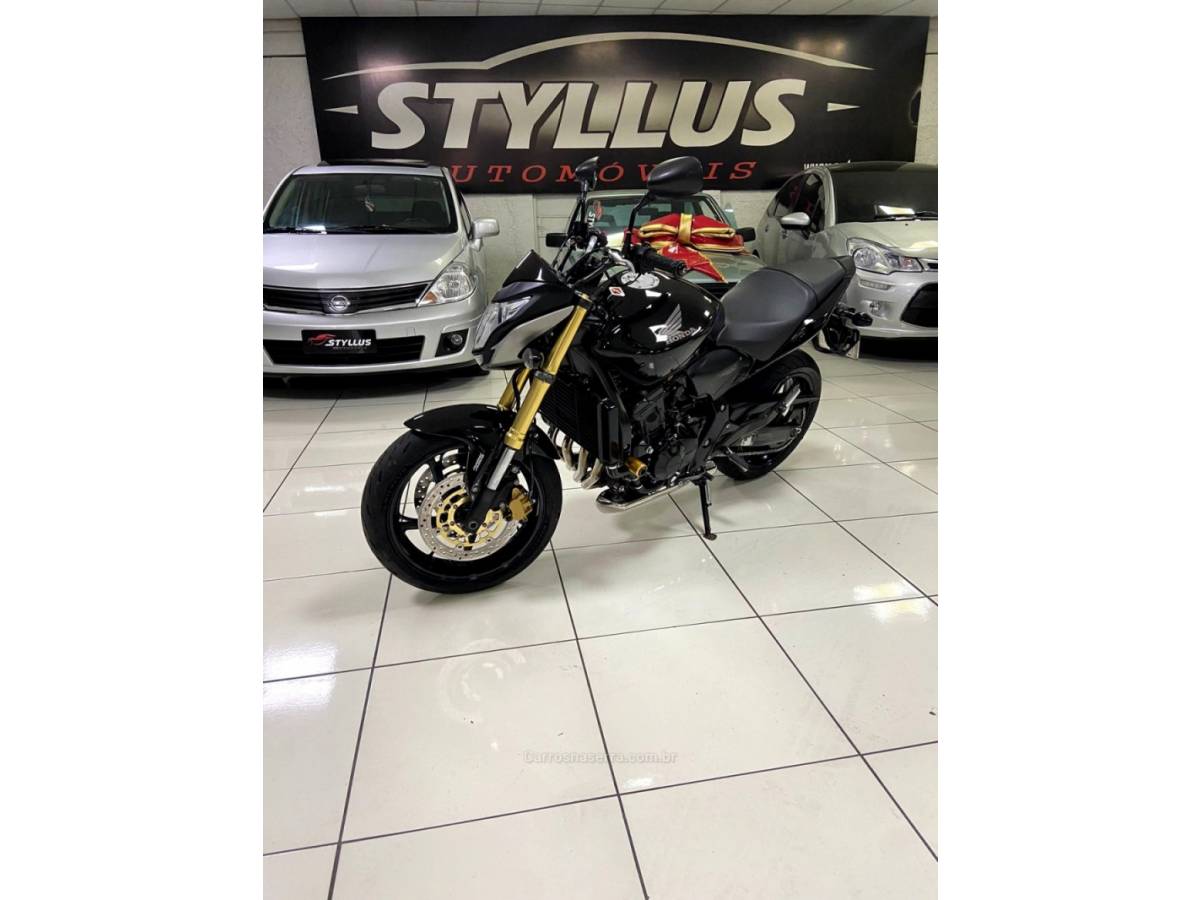 HONDA - CB 600F - 2012/2013 - Preta - R$ 48.900,00