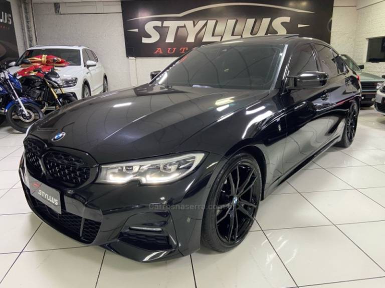 BMW - 320I - 2019/2020 - Preta - R$ 219.900,00