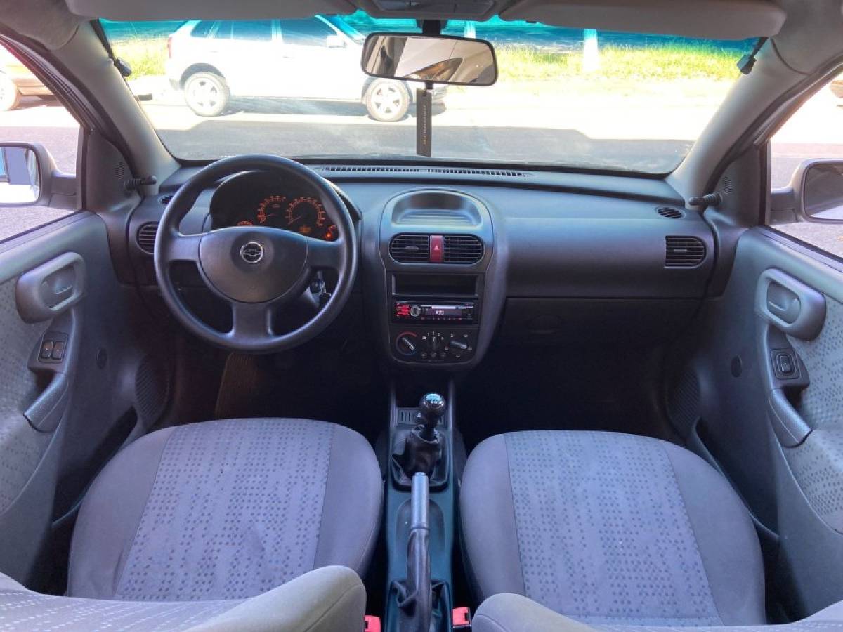 CHEVROLET - CORSA - 2011/2011 - Branca - R$ 35.900,00