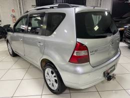 NISSAN - LIVINA - 2012/2013 - Prata - R$ 38.900,00