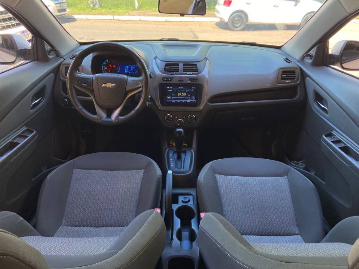 CHEVROLET - COBALT - 2013/2013 - Prata - R$ 40.900,00
