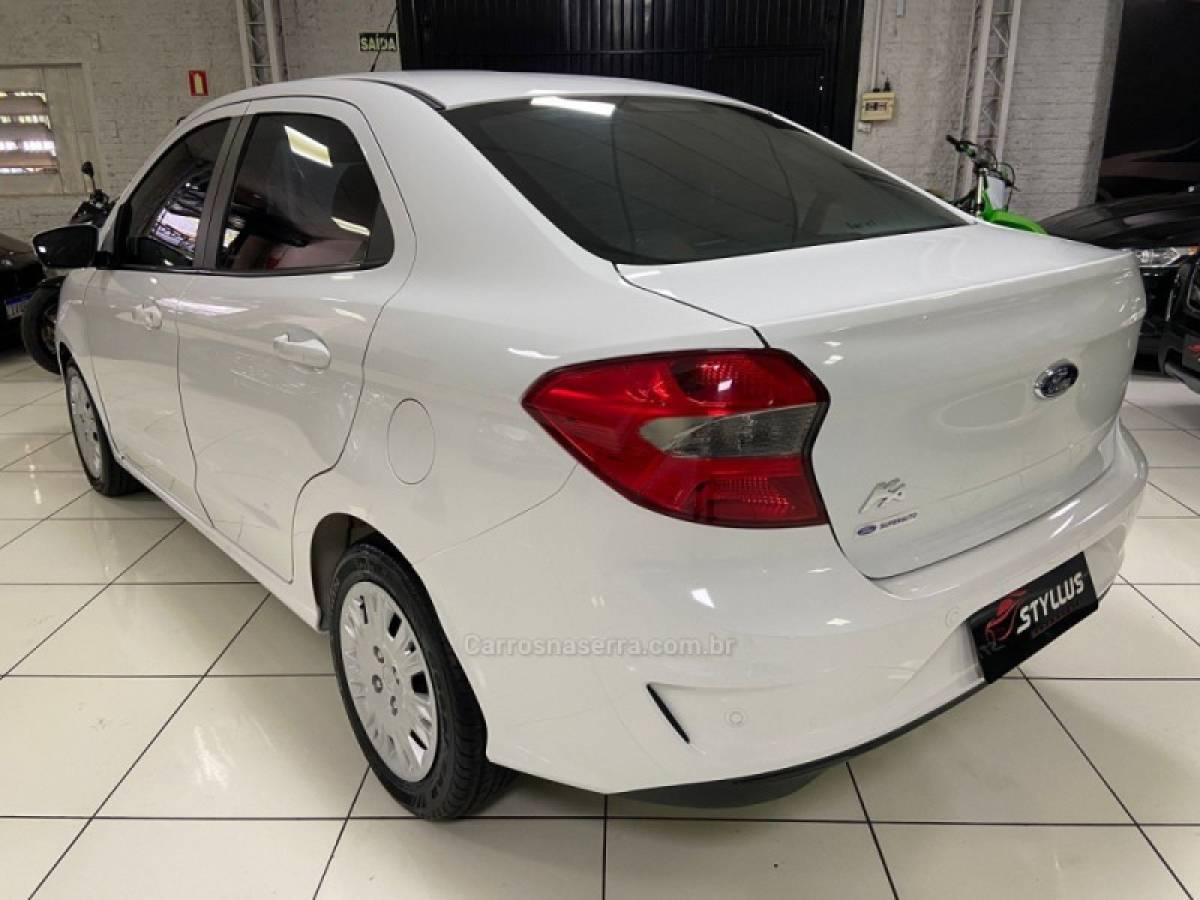 FORD - KA - 2020/2020 - Branca - R$ 54.900,00