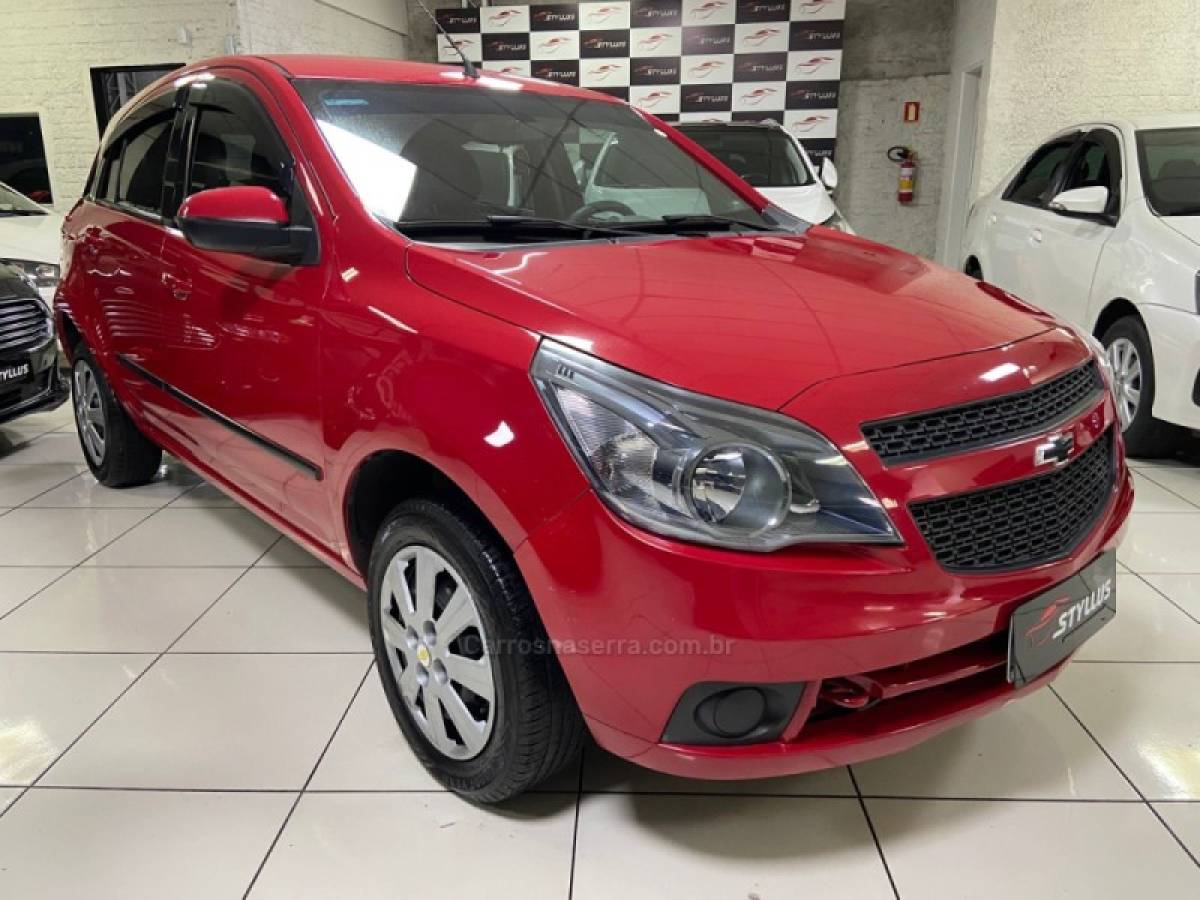 CHEVROLET - AGILE - 2013/2013 - Vermelha - R$ 34.900,00