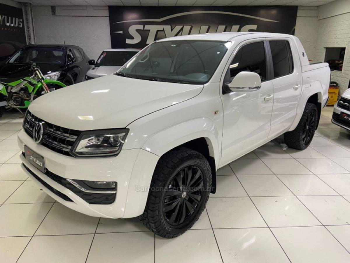 VOLKSWAGEN - AMAROK - 2018/2019 - Branca - R$ 169.900,00