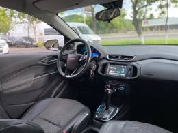 CHEVROLET - ONIX - 2017/2017 - Branca - R$ 62.900,00