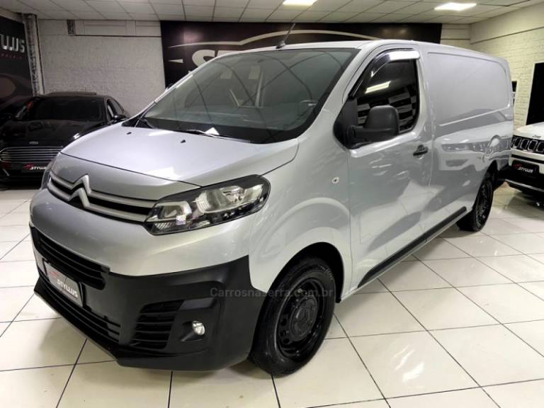 CITROËN - JUMPY - 2019/2020 - Prata - R$ 125.900,00